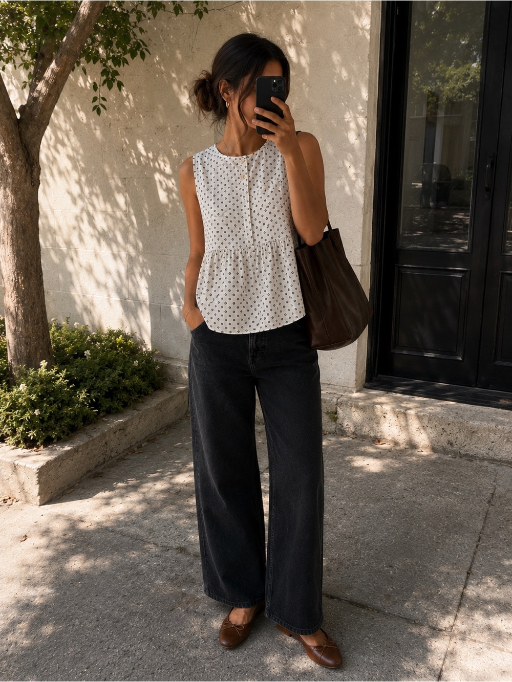 LOFT White Sleeveless blouse